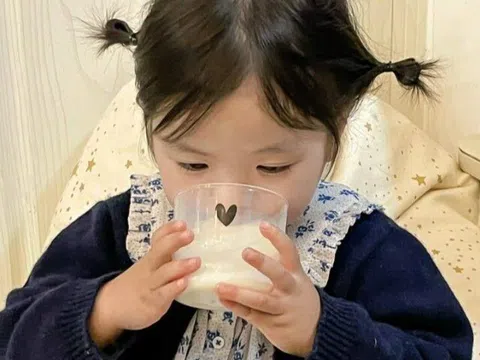 Mẹ từng mua đủ loại thực phẩm chức năng, giờ quay về thứ cơ bản nhất: Sữa giúp con khỏe từ gốc, tăng đề kháng nội sinh