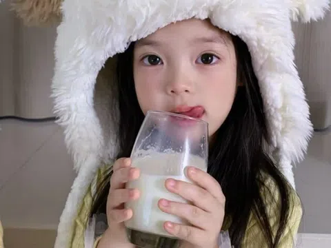 Đi du lịch hè, mẹ vẫn duy trì "vòng tròn miễn dịch" cho con như thế nào?