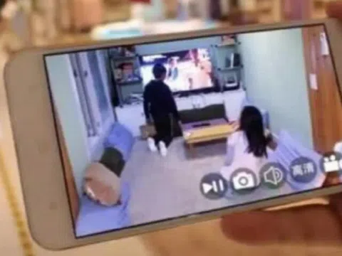 Cứ 9h tối là con đòi đi ngủ, bố mẹ xem camera giám sát lập tức đưa cho giúp việc 72 triệu