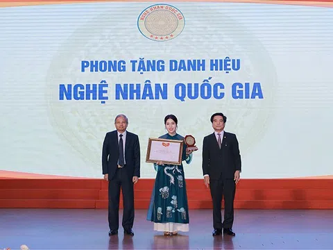 NTK Linh Thảo - Nghệ nhân Quốc gia: Người mở lối mới cho trang phục văn hoá tín ngưỡng Việt