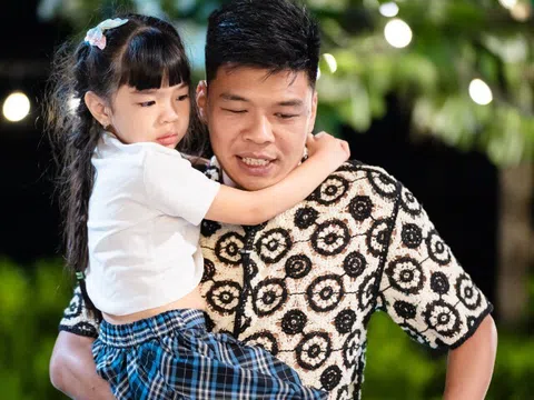 "Bố ơi mình đi đâu thế?" tập 14: Trung Ruồi lúng túng khi một mình chăm con gái bị bệnh