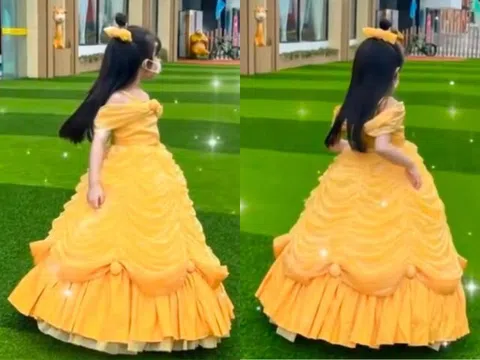 Bé gái mẫu giáo “gây sốt” cõi mạng khi diện đầm công chúa đến trường, phụ huynh tranh cãi xôn xao