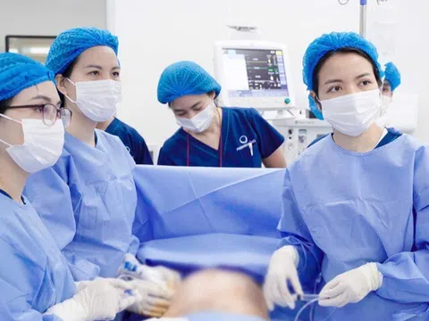 Thiểu ối từng khiến y học “bó tay”, nay đã có cách cứu con yêu ngay từ trong bụng mẹ