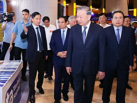 Bệnh viện Tâm Anh giới thiệu công nghệ Robot, AI tại tòa nhà Quốc hội