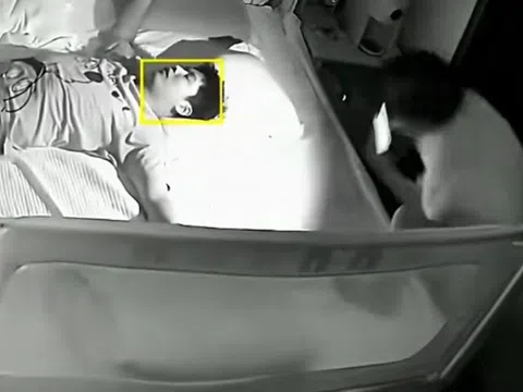 Mẹ chồng lén xem camera phòng ngủ con trai và con dâu, hành động tiếp theo của bà khiến người chồng sợ hãi