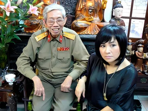 Nhạc sĩ mang hàm Đại tá viên mãn nhờ cưới nữ NSƯT, sinh con gái là diva lại có thêm con rể Thượng úy