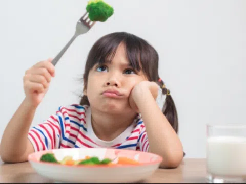 Bổ sung vitamin thế hệ mới giúp con vượt qua tình trạng thiếu vi chất cùng SprinGen