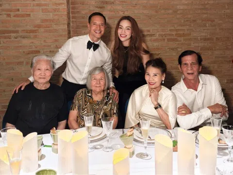 Bố mẹ chồng Hồ Ngọc Hà mừng sinh nhật con dâu, "nữ hoàng giải trí" không nhận quà trích 300 triệu giúp miền Trung