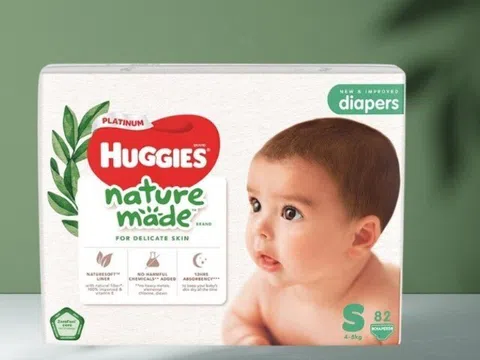 AVAKids giới thiệu bỉm Huggies Tràm Trà và Platinum Nature Made cao cấp cho bé yêu