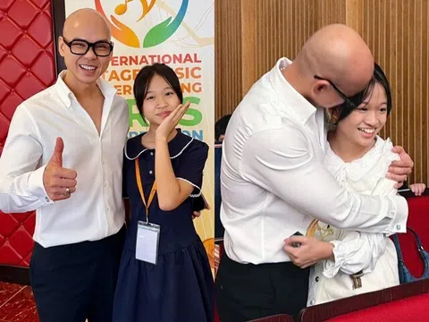 Phan Đinh Tùng tự hào khi ái nữ đạt giải tại cuộc thi quốc tế, cô bé Noel được NSND Tự Long khen ngợi