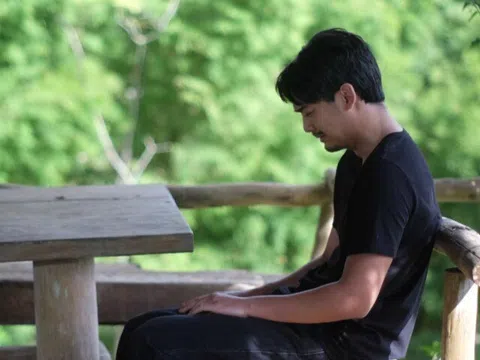 Sau ly hôn vợ cũ không cho tôi gặp con, biết nguyên nhân phía sau tôi suy sụp bật khóc