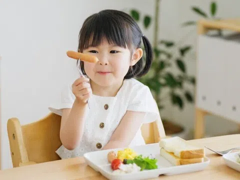 Trời lạnh, ăn gì để không bị các bệnh đường hô hấp? Chuyên gia tư vấn nhiều loại thực phẩm có sẵn trong gian bếp