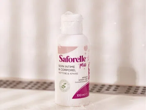 Vệ sinh hàng ngày cho vùng kín của  bé: Mẹ cần sản phẩm chuyên biệt để bảo vệ con