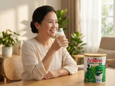 Người lớn uống sữa nhiều có tốt không? Nên uống bao nhiêu?