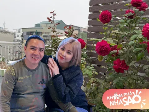 MC Hoàng Linh khoe góc vườn nhỏ trên sân thượng, hoa hồng nở rực rỡ, góc bàn trà cực chill