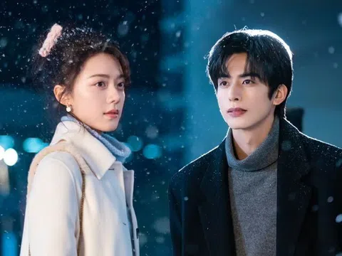 Tôi Như Ánh Dương Rực Rỡ: Phim từ truyện Cố Mạn càng chê càng hot, Triệu Kim Mạch gượng gạo, kém sắc hơn Tống Uy Long