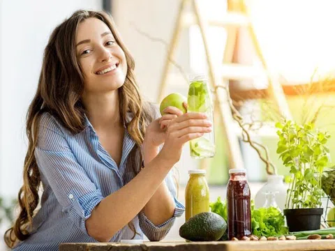 Ăn nhạt, uống nhiều nước có thật sự tốt cho thận? Đáp án dễ nhưng nhiều người chủ quan, thường hay bỏ qua