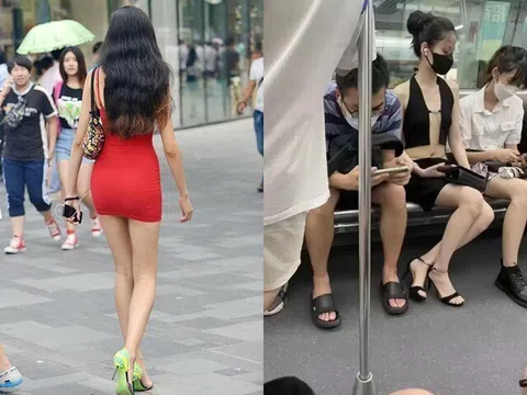 Trời lạnh, thiếu nữ mặc hở hang ra phố, con gái hỏi "Vì sao?", mẹ đáp rất hay khiến ai cũng tấm tắc khen