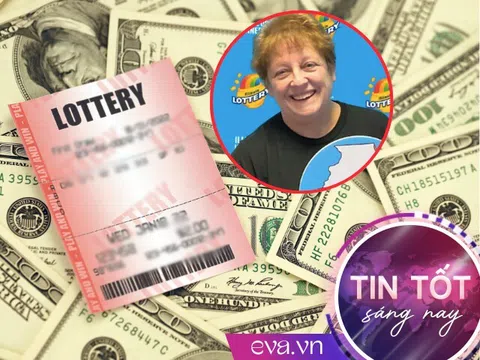Trượt tay mua nhầm vé số khi đang xem phim, nữ giáo viên nghỉ hưu không tin vào mắt khi nhìn vào màn hình