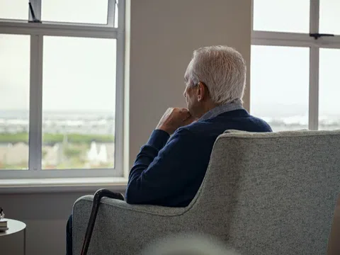 Nuôi con trai duy nhất để dưỡng già, tới tuổi nghỉ hưu tôi mới hiểu: Vào viện dưỡng lão, cuộc sống là an nhàn nhất!