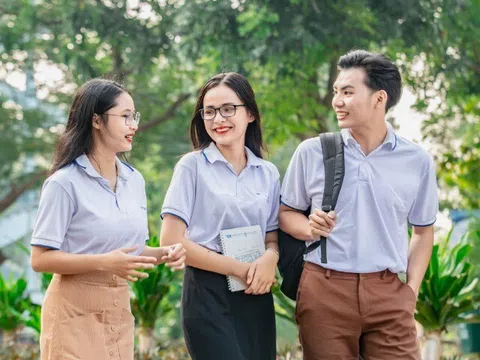 5 ngành học lĩnh vực kinh tế khó bị AI thay thế, ra trường được “trải thảm đỏ” săn đón, thu nhập 8 chữ số