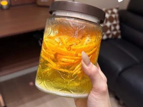 Không ngờ ngâm vỏ cam trong giấm trắng có tác dụng kỳ diệu đến vậy, tiết kiệm được tiền triệu mỗi năm