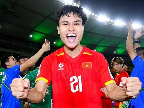 Cha cầu thủ Minh Phúc: 'Tôi từng cấm con đá bóng'