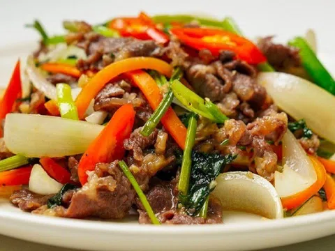 Xào thịt bò bị dai nhách hóa ra là thiếu 2 bước này, cứ làm theo đầu bếp miếng nào cũng mềm ngon, già trẻ đều thích