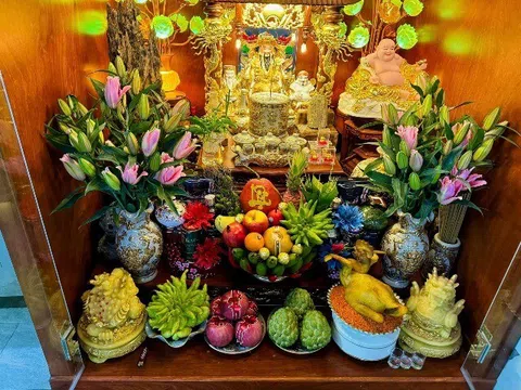 10 loại hoa cực hút lộc, dâng cúng ngày vía Thần Tài là tiền vào như nước, cả năm làm ăn phát đạt