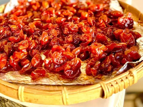 Loại quả xưa rụng đầy sân, nay thành món khoái khẩu ở thành phố được "săn lùng" giá 210.000 đ/kg, tốt cho sức khoẻ