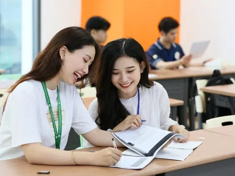 5 ngành học khối xã hội dự đoán “lên ngôi” trong kỳ tuyển sinh 2026, càng giỏi AI càng được lợi, ra trường là có việc làm