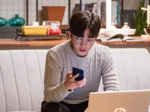 Ly hôn 1 tháng, tôi nhắn tin cho vợ cũ "em khỏe chứ?" rồi bàng hoàng khi thấy câu trả lời