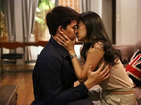 Đi làm xa nhớ vợ gọi về nhưng quên tắt máy, một giọng nói vang lên khiến tôi hối hận, vội chuyển khoản 20 triệu