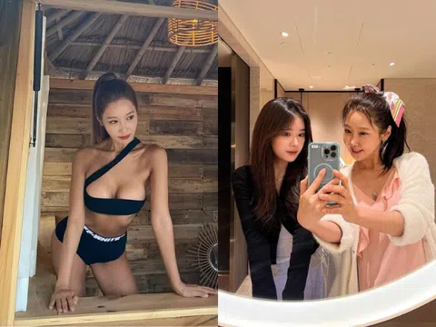 Cô nha sĩ 50 tuổi chụp hình với con gái nữ sinh cấp 3, dân mạng dụi mắt mấy lần vẫn không biết ai mẹ ai con