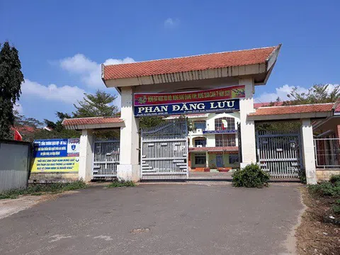 Học sinh lớp 11 cầm đầu nhóm "tín dụng đen" tại trường học