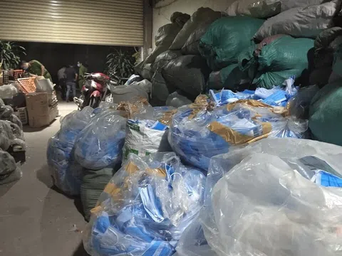 TP.HCM phát hiện và ngăn chặn kịp thời chủ cơ sở mua cả tấn khẩu trang đã qua sử dụng