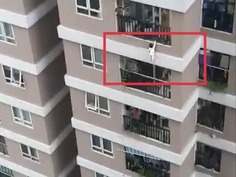 Thông tin mới nhất vụ bé gái rơi từ tầng 13 chung cư được "người hùng" cứu