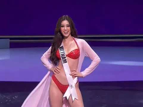 Khánh Vân trình diễn bikini gợi cảm tại Bán kết Hoa hậu Hoàn vũ