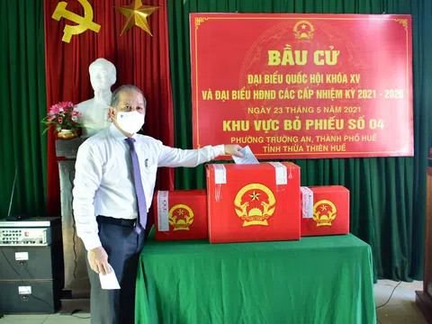 Cử tri Thừa Thiên - Huế ‘nô nức’ đi bỏ phiếu