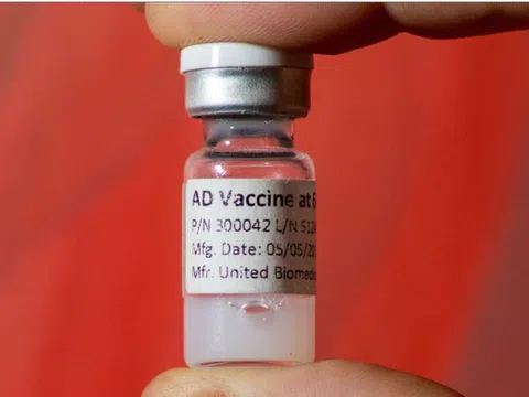 Vaccine Alzheimer đầu tiên trên thế giới vượt qua các thử nghiệm an toàn trên người