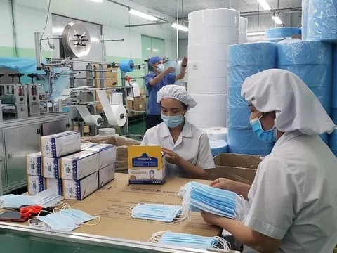 Việt Nam xuất khẩu hơn 300 triệu khẩu trang trong 8 tháng