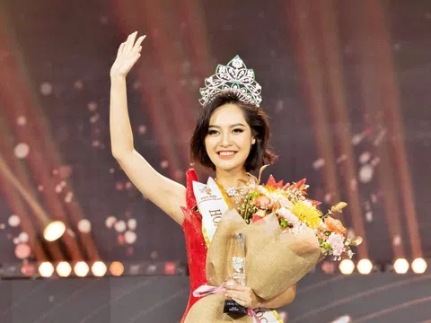 Nông Thuý Hằng đăng quang Hoa hậu các dân tộc Việt Nam 2022