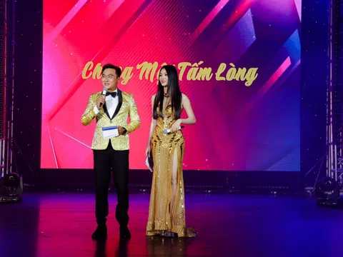 MC Trương Bích Truyền dẫn dắt chương trình ý nghĩa "Chung một tấm lòng"