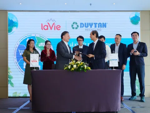 Lavie và Duytan Recycling tổ chức "Lễ ký kết biên bản ghi nhớ chương trình hợp tác thu gom và tái chế nhựa"