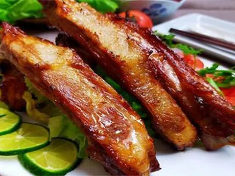Món ngon mỗi ngày: Cách làm sườn nướng mật ong thích hợp cho ngày mưa lạnh