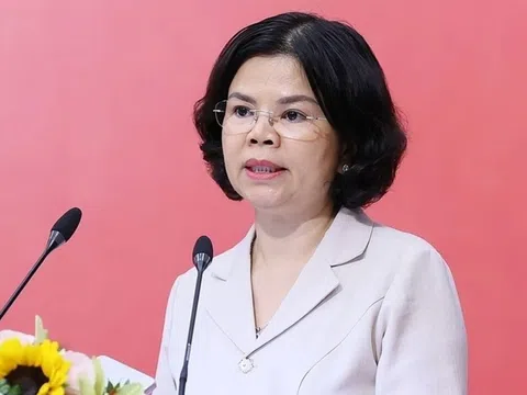 Miễn nhiệm chức chủ tịch UBND tỉnh Bắc Ninh với bà Nguyễn Hương Giang
