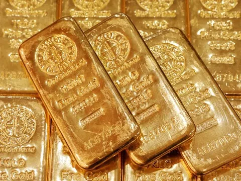 Giá vàng vượt 90 triệu đồng/lượng, hết Tết giá vàng có hết tăng?