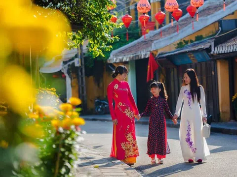 12 con giáp nên mặc gì mùng 1 Tết Bính Ngọ để “đỏ vận” cả năm?