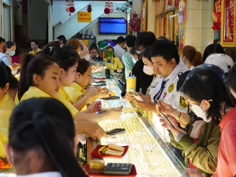 3 kiểu người không nên mua vàng ngày Thần Tài, xem ngay kẻo trễ