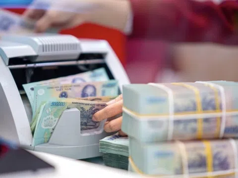 Sử dụng nguồn cải cách tiền lương trả thêm cho CBCCVC hưởng tối đa 1,8 lần mức lương ngạch, bậc, chức vụ khi thuộc đối tượng nào tại Nghị quyết 27?